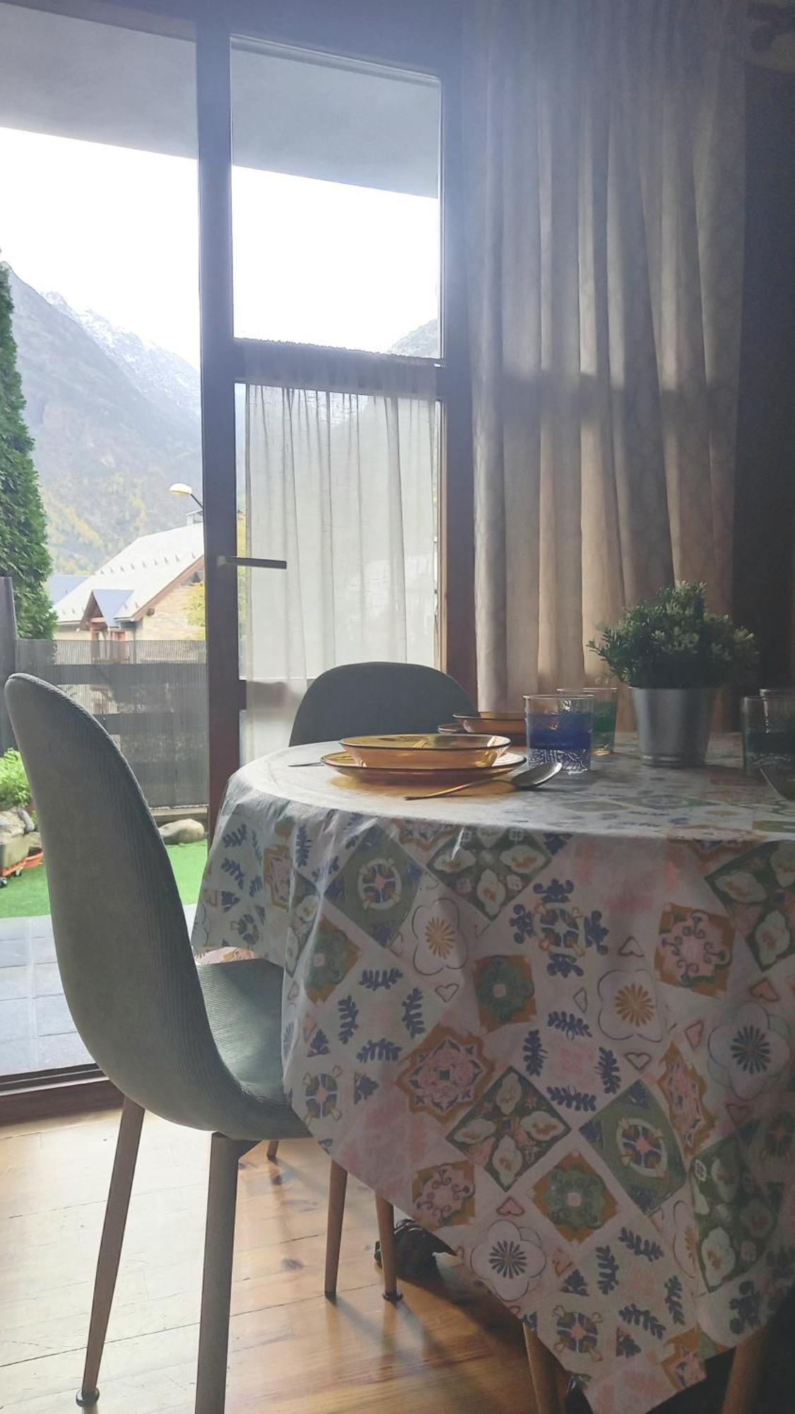 Ferienwohnung Pyros De Benas Benasque Exterior foto