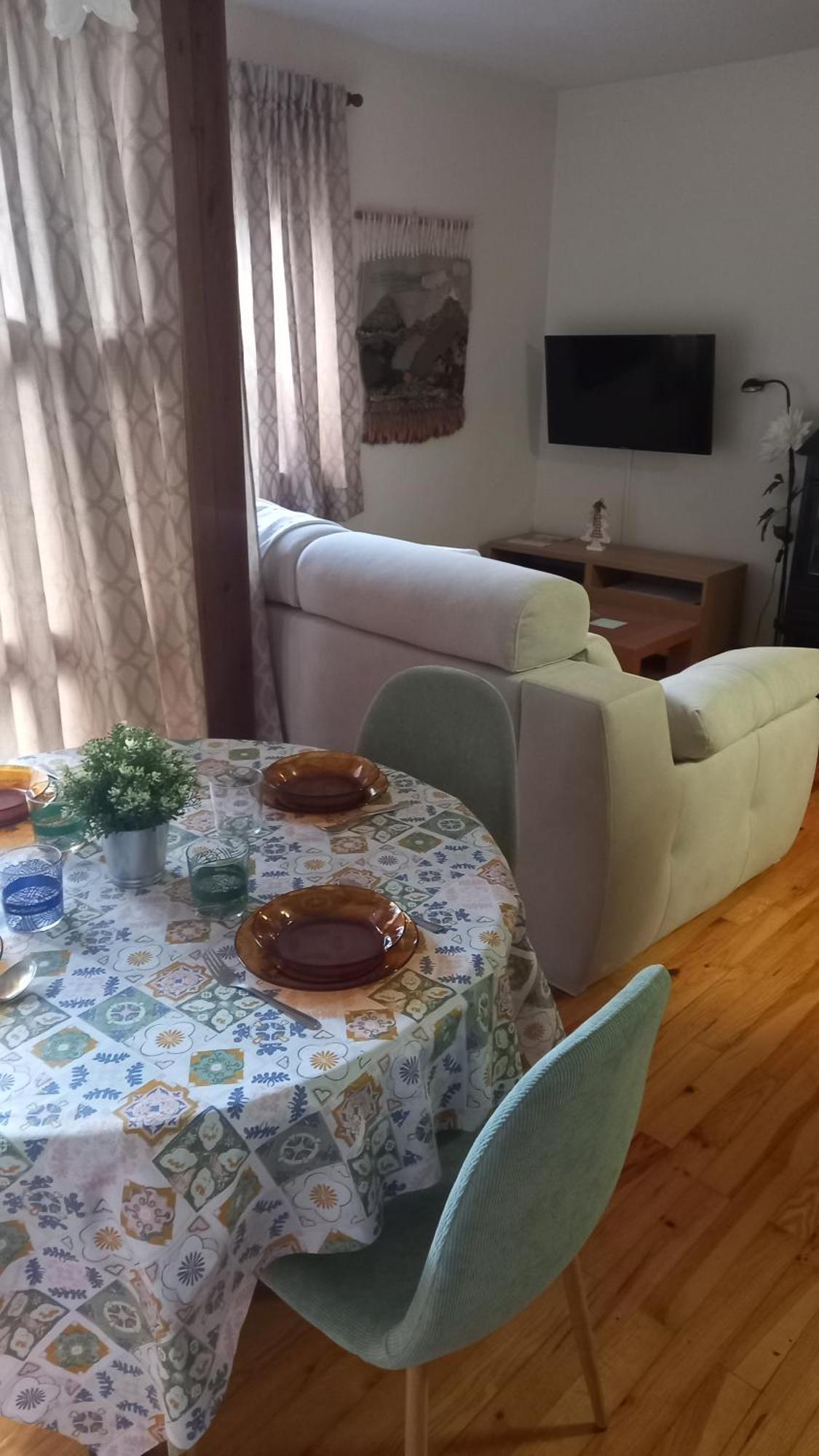 Ferienwohnung Pyros De Benas Benasque Exterior foto